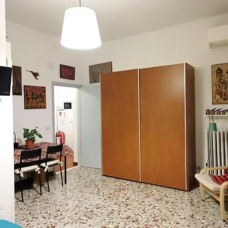 Konukevi Terrazza Tra Fiori E Cielo Floransa