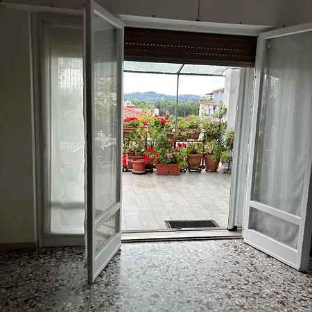 Terrazza Tra Fiori E Cielo 4* Floransa